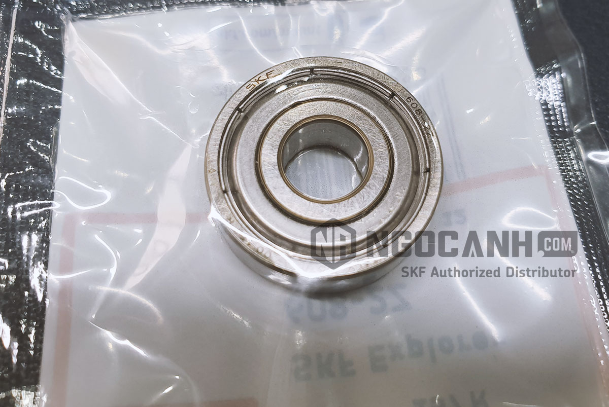 Cấu tạo 2 nắp chắn mỡ bằng sắt (2z) giúp vòng bi 608-2z hoạt động trơn tru và êm bởi có sẵn mỡ bôi trơn bên trong vòng bi.